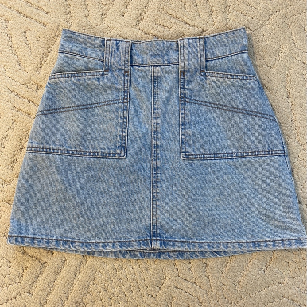 BDG Urban Outfitters Light Wash Denim Mini Skirt High Waisted Blue Size S